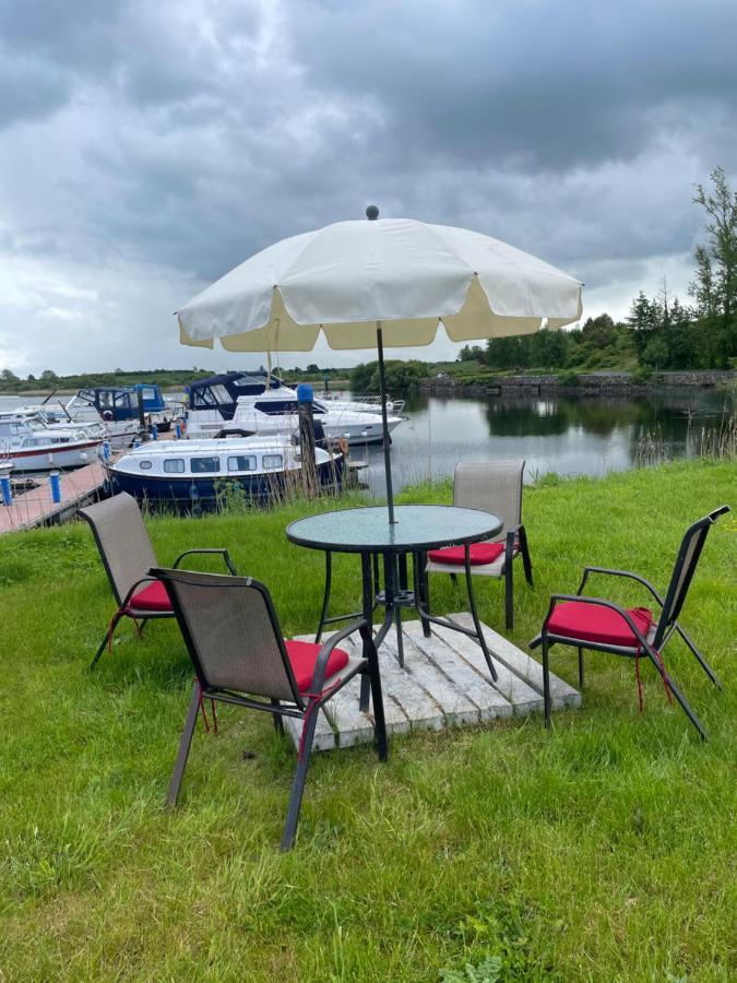 Lough Key Luxury Riverfront Apartment Cootehall Экстерьер фото